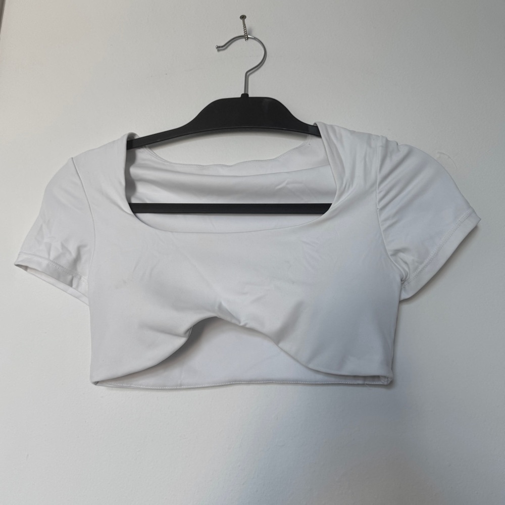 White Pcheebum Crop Top